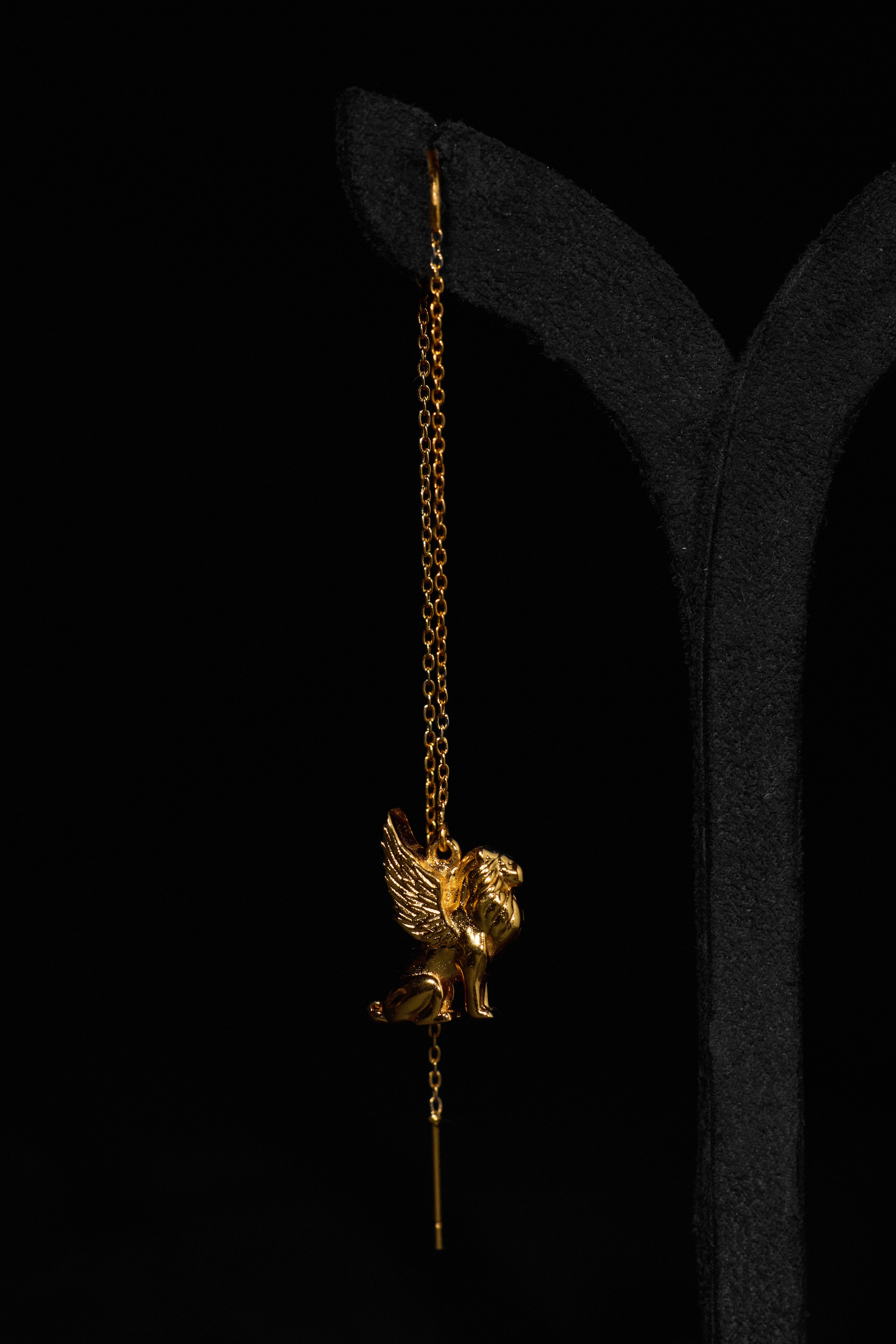 The Venetian Lion Needlehead in Gold