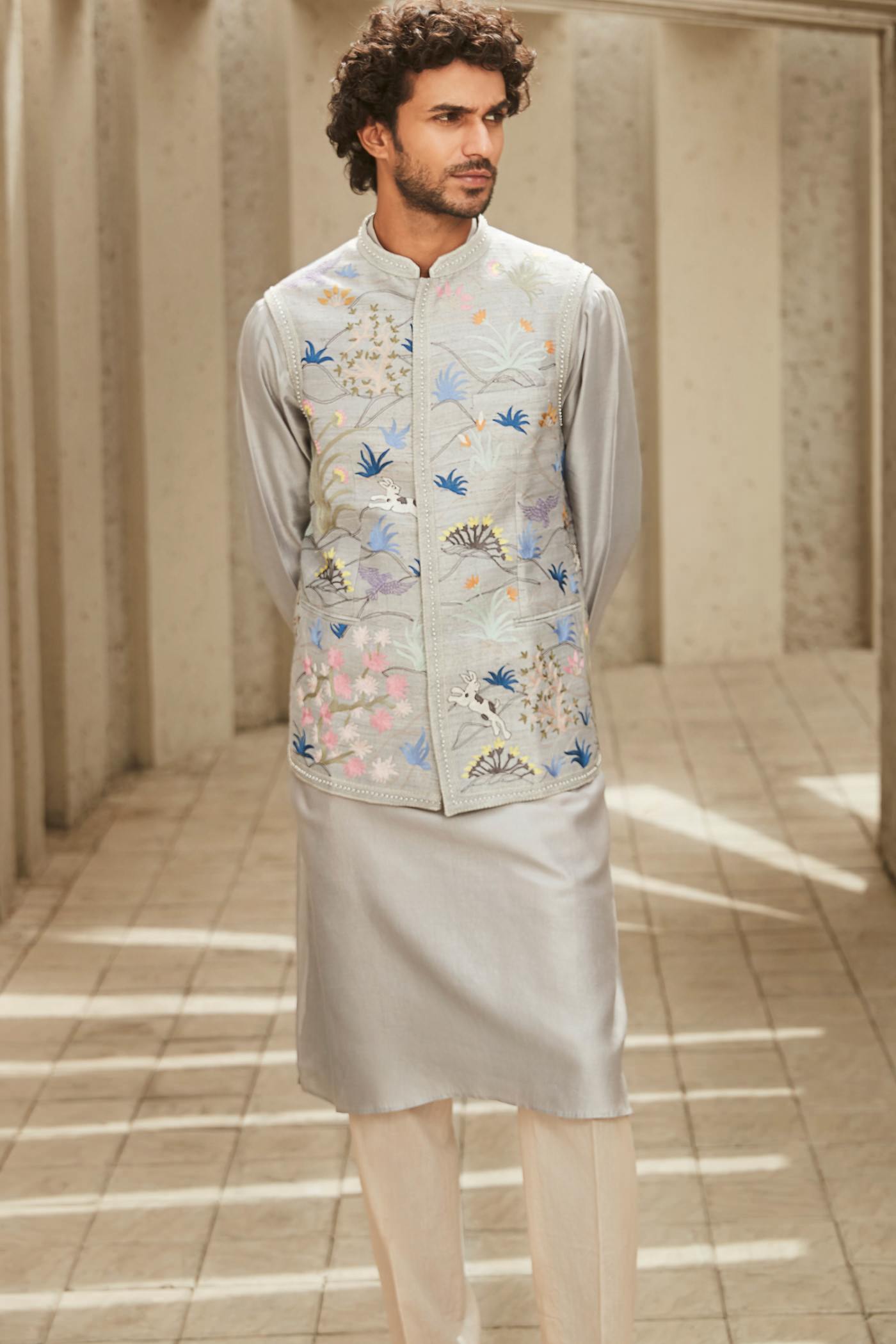 The Ivory-Hued Aari Jodhpuri Jacket