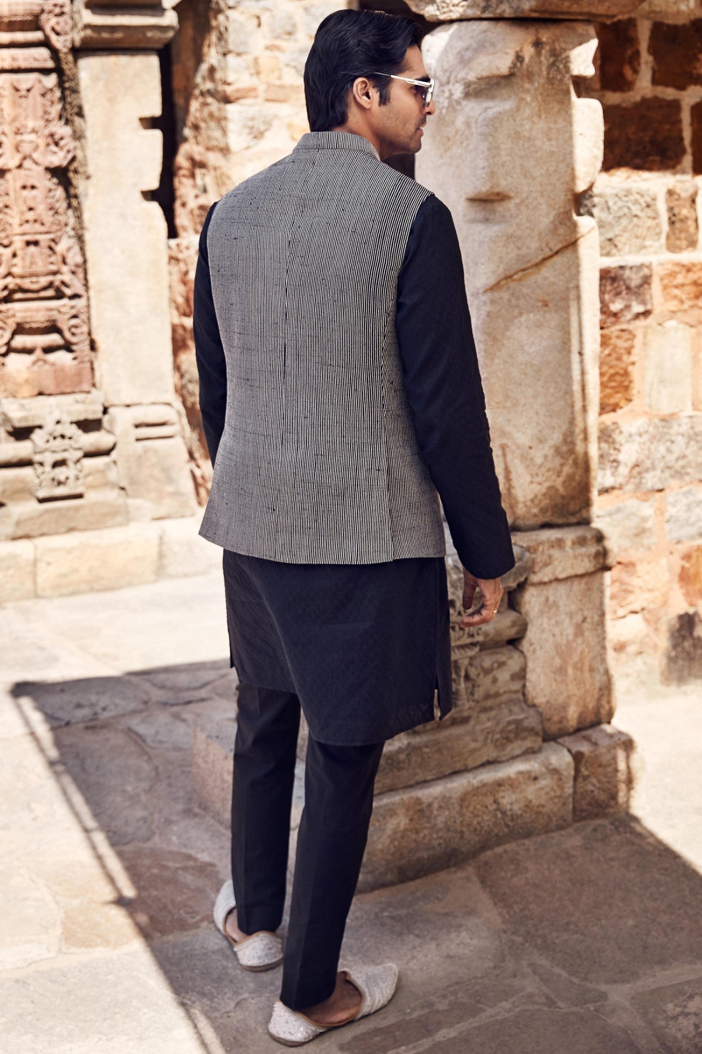 The Iconic Double Wing Pocket Bundy Jacket with a Saada Kurta