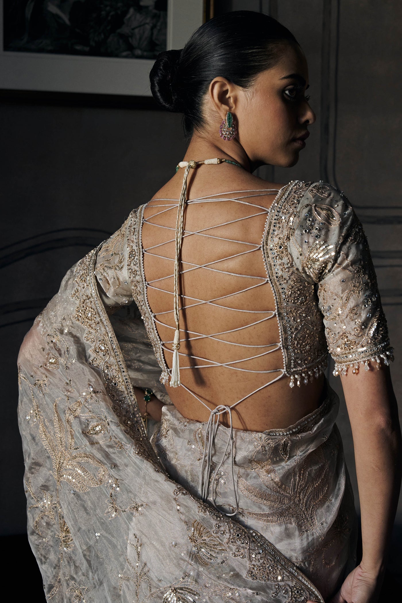 The Royal Savannah Jamshedpur Grey Saree