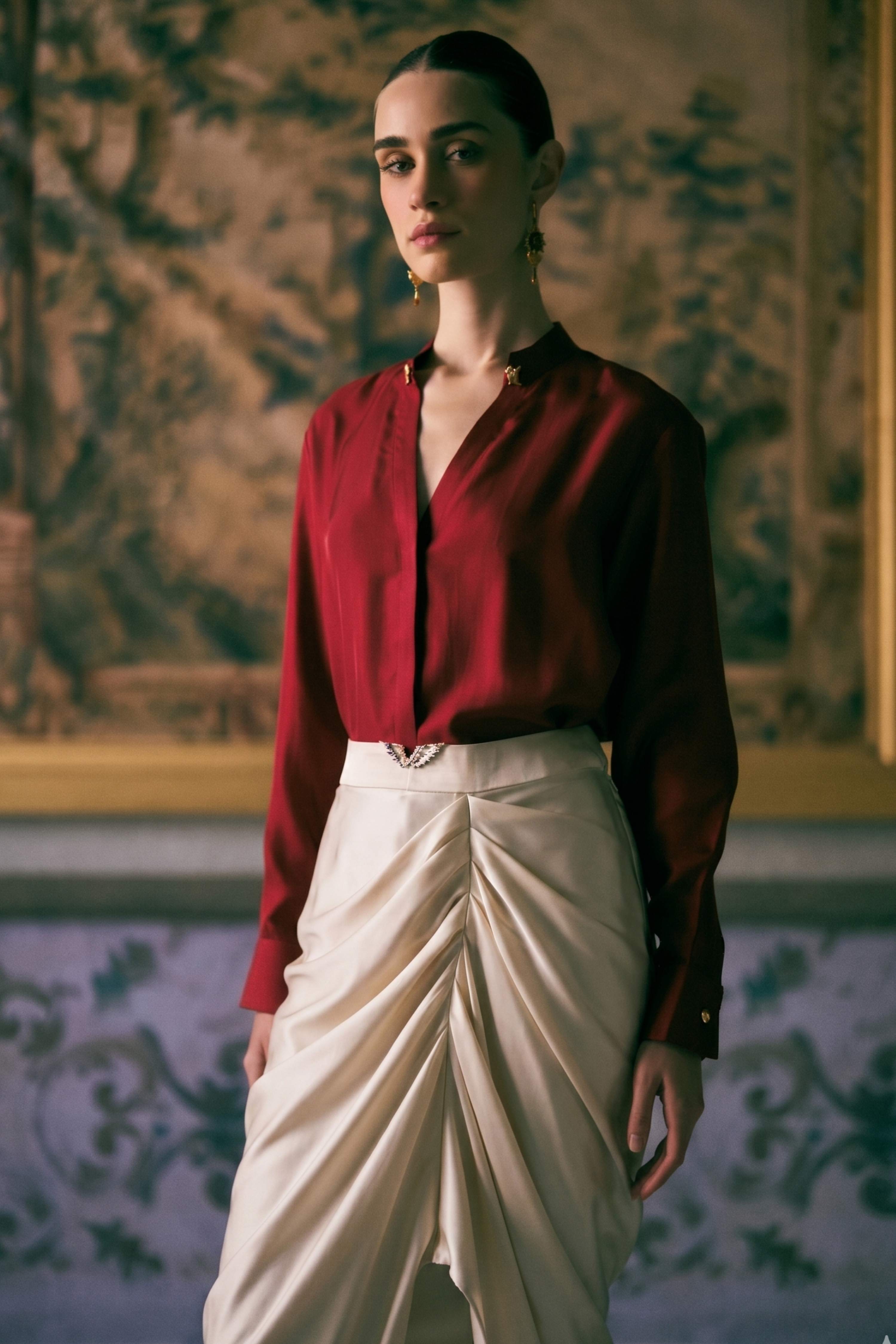 The Iconic Venetian Lion Silk Shirt in Gold Hardware