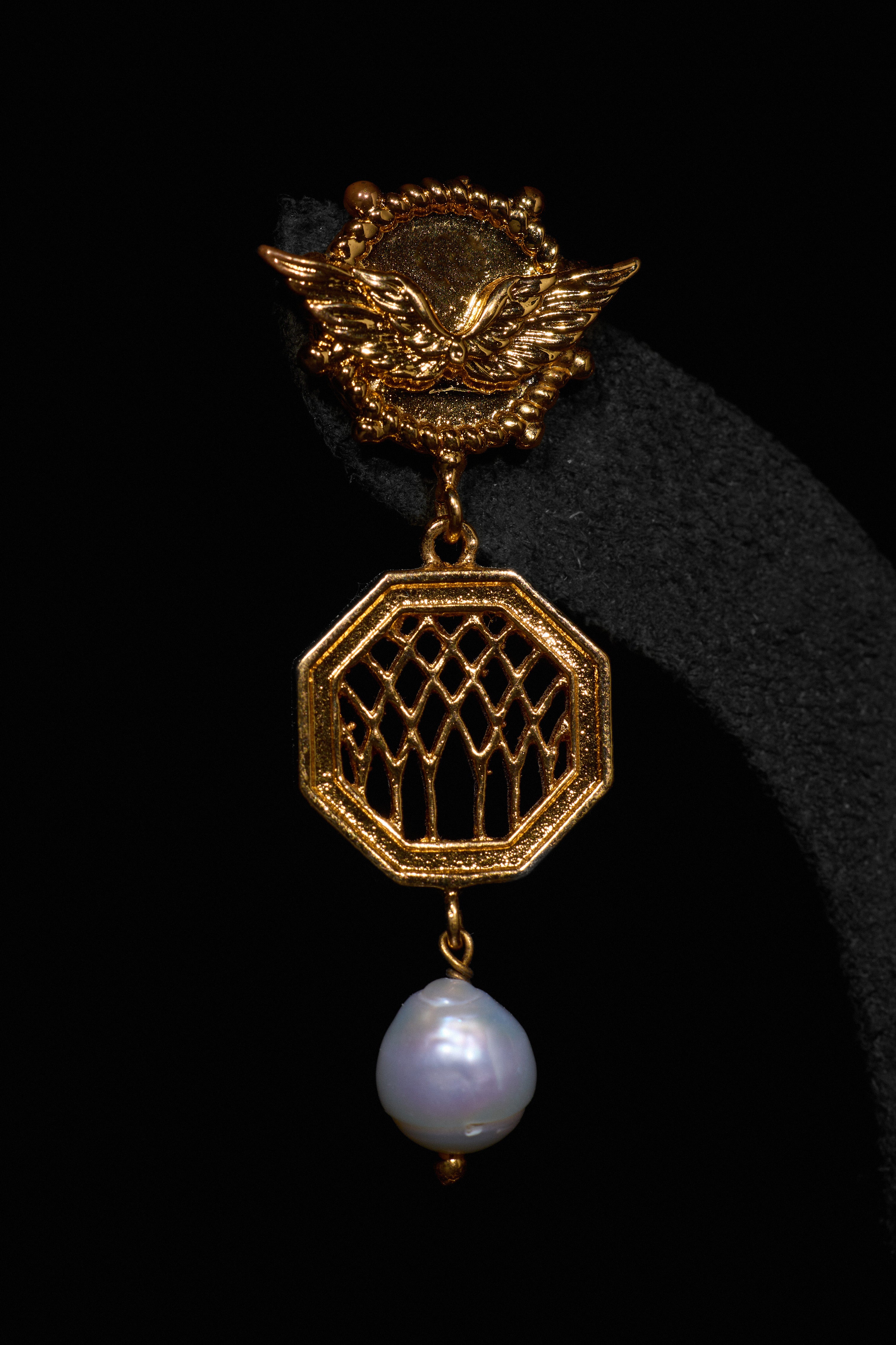 The Signature Cathedral Droplets in Gold