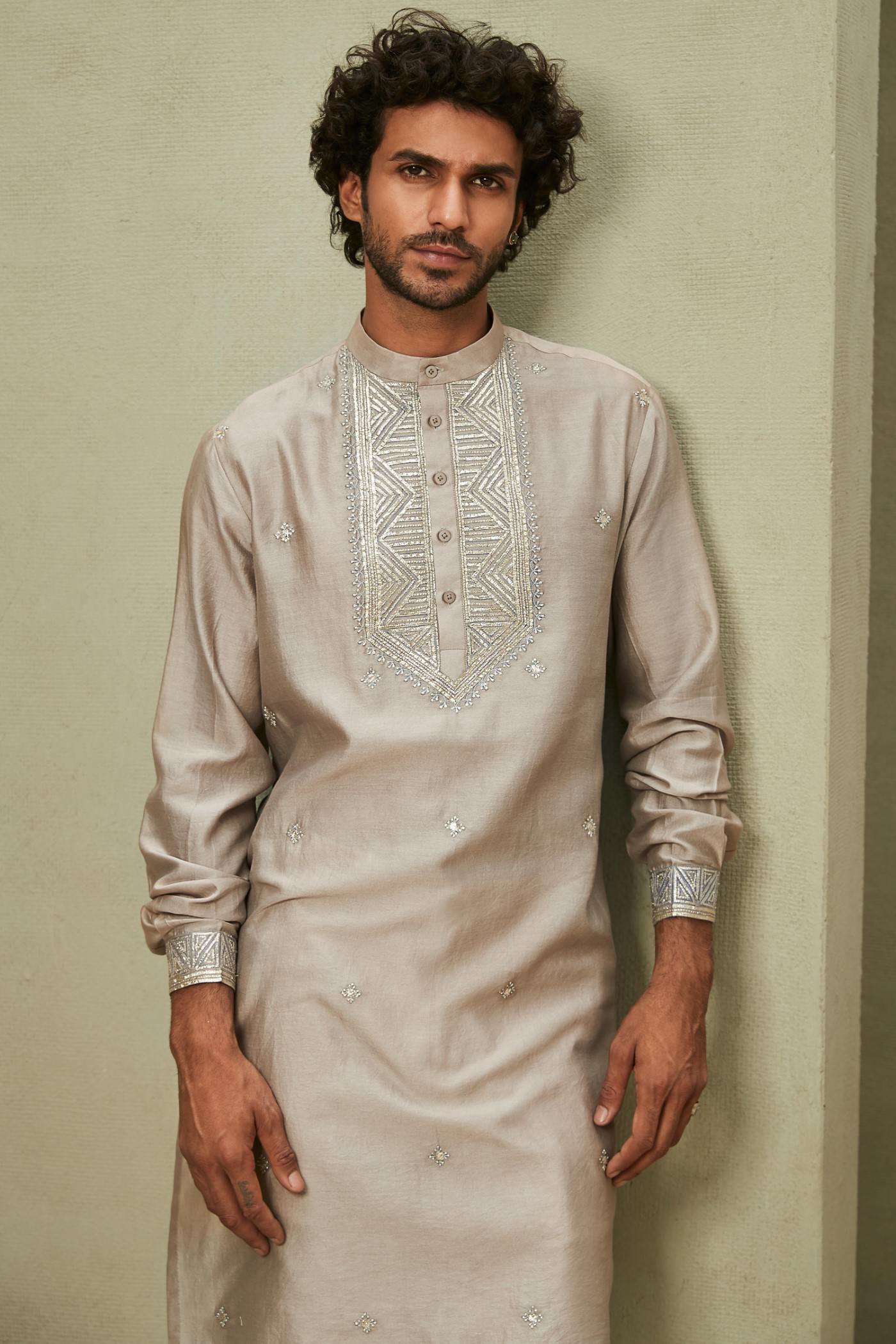 The Contemporary Classic Kurta Set