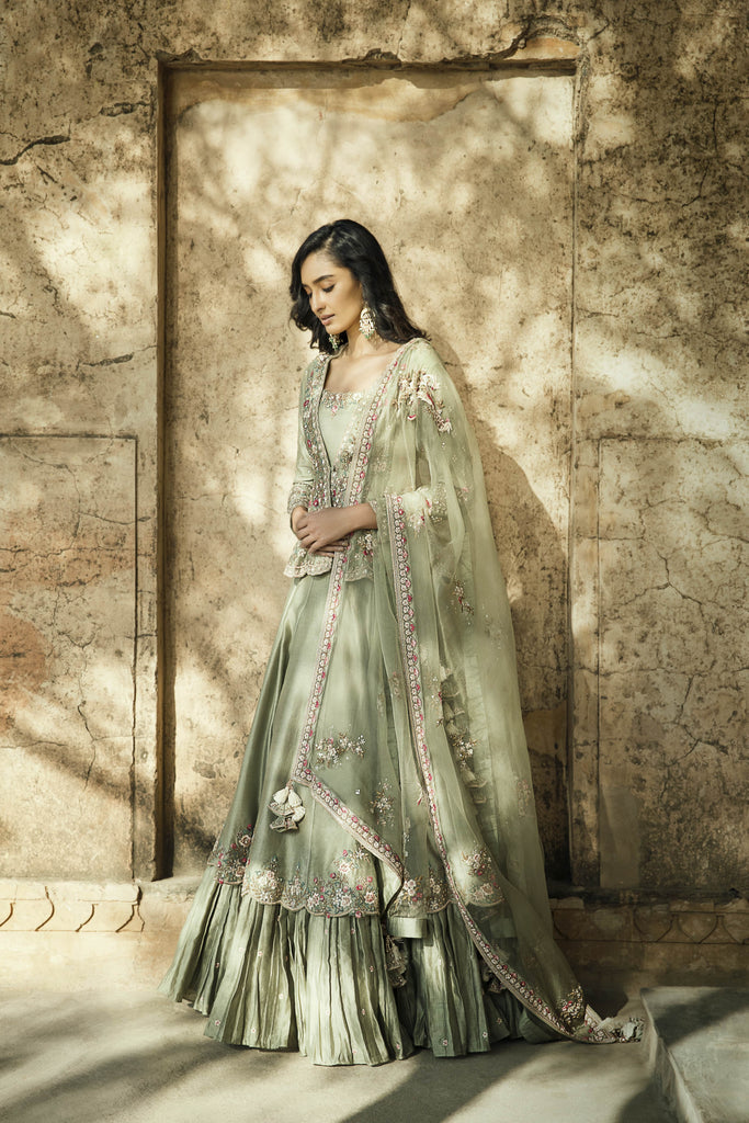 Floral White Traditional Woven Lehenga in Crepe Silk
